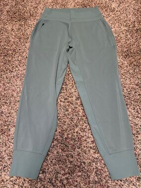 Athleta Sage Green Venice High Rise Joggers - Size Medium